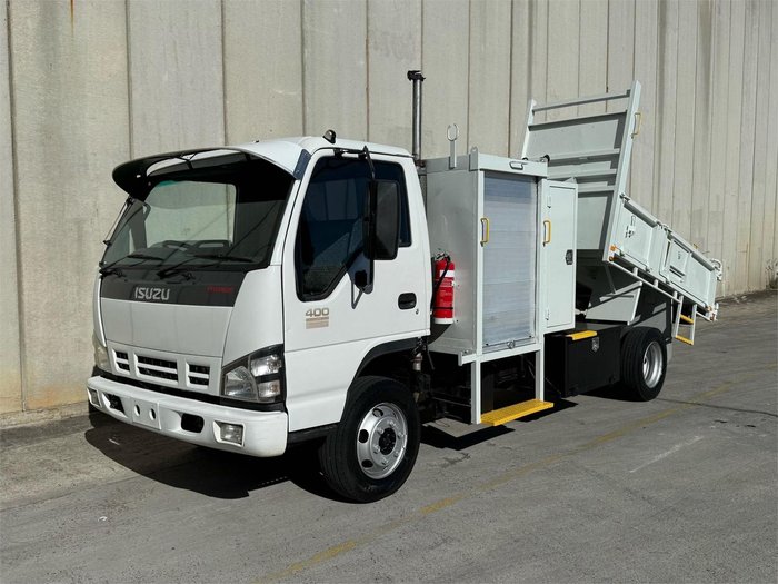2007 Isuzu N Series