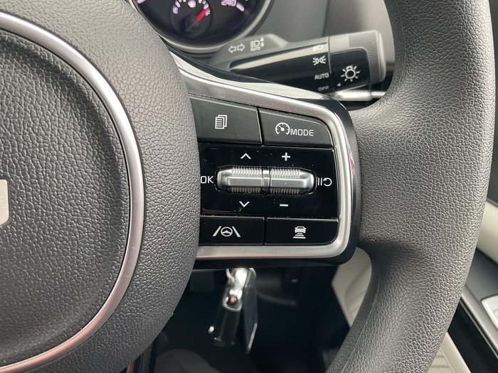 2022 Kia Carnival S