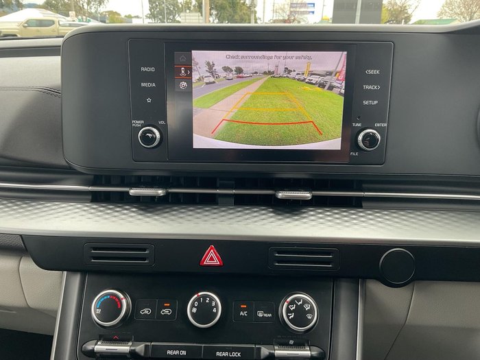 2022 Kia Carnival S