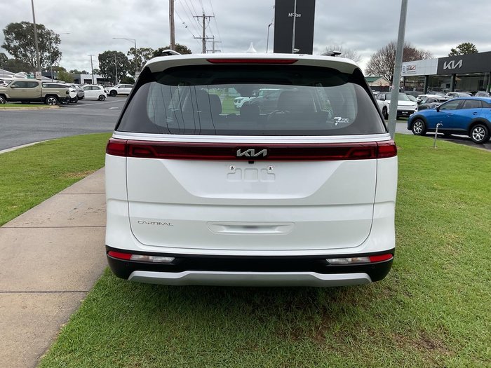 2022 Kia Carnival S