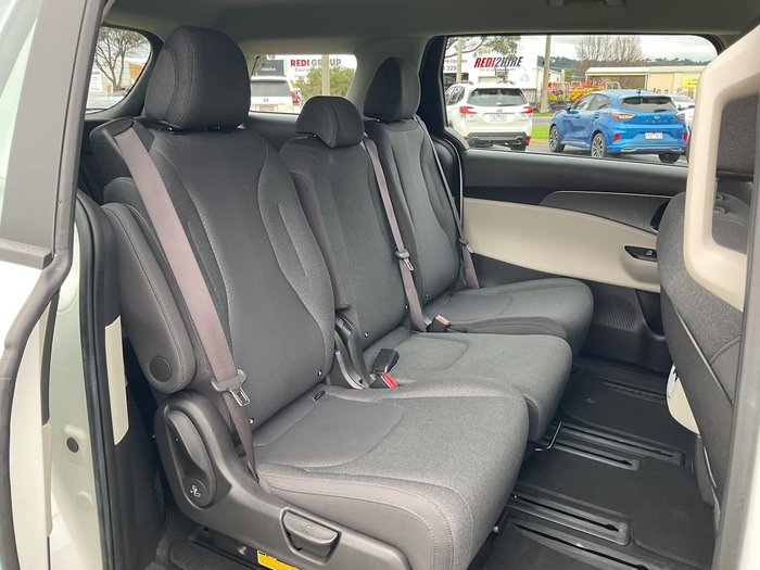 2022 Kia Carnival S