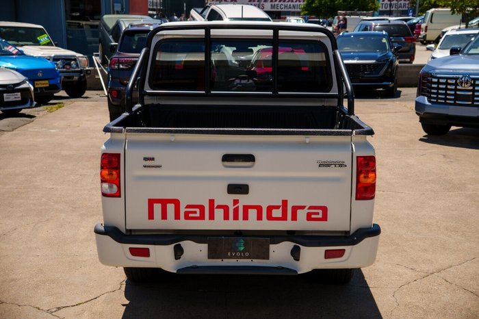 2022 Mahindra PIK-UP S11