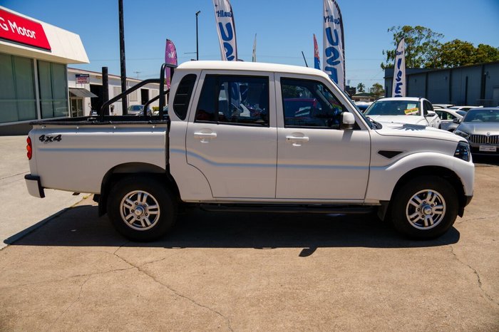 2022 Mahindra PIK-UP S11