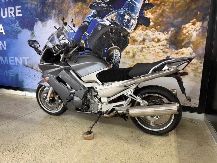 2006 Yamaha FJR1300A SILVER