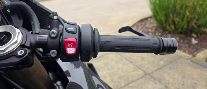 2025 BMW Motorrad S 1000 RR BLACK