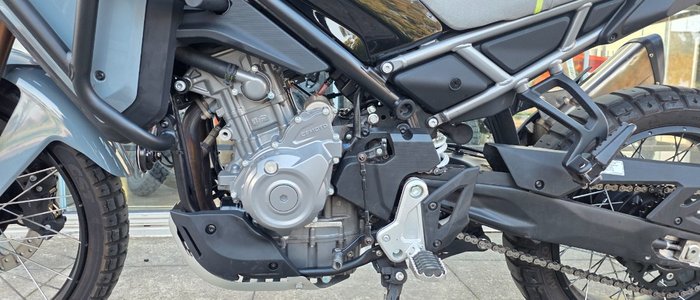 2025 CFMOTO 450 MT