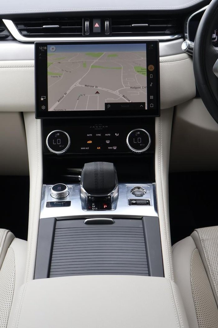 2021 Jaguar F-PACE P250 R-Dynamic S