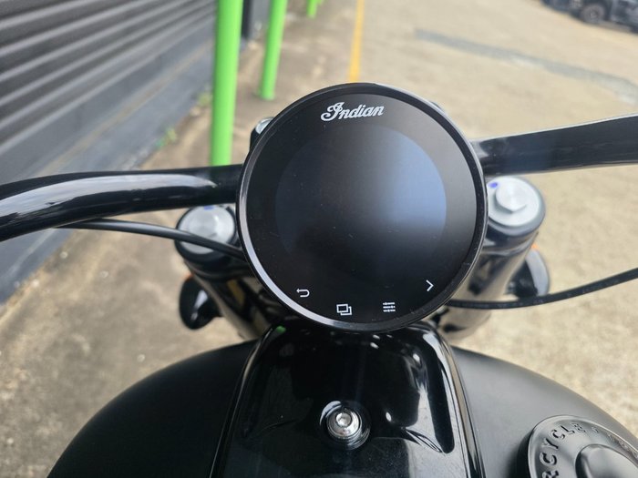 2024 Indian CHIEF BOBBER DARK HORSE BLACK SMOKE
