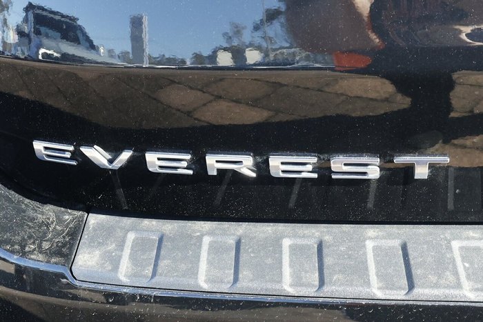 2025 Ford Everest Platinum