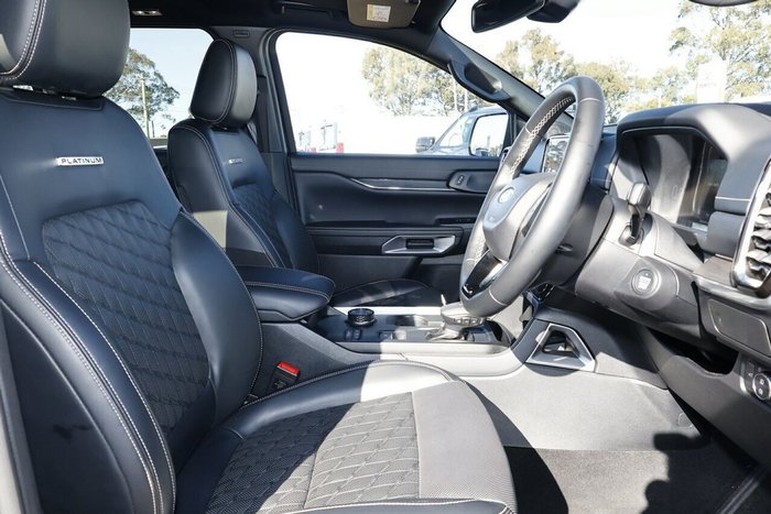 2025 Ford Everest Platinum