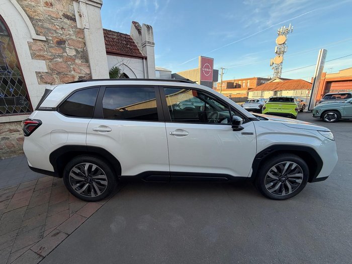 2025 Subaru Forester Hybrid Touring
