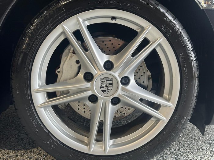 2011 Porsche Cayman