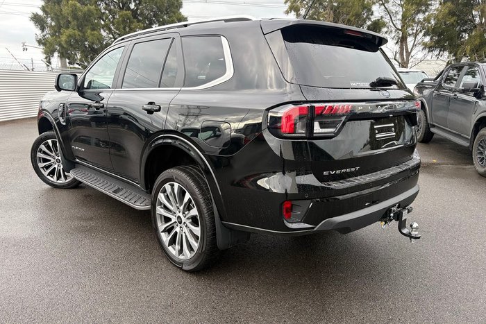 2025 Ford Everest Platinum