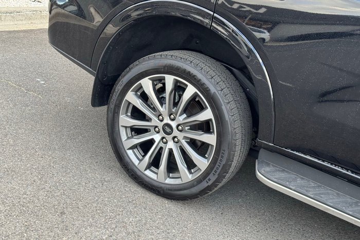 2025 Ford Everest Platinum