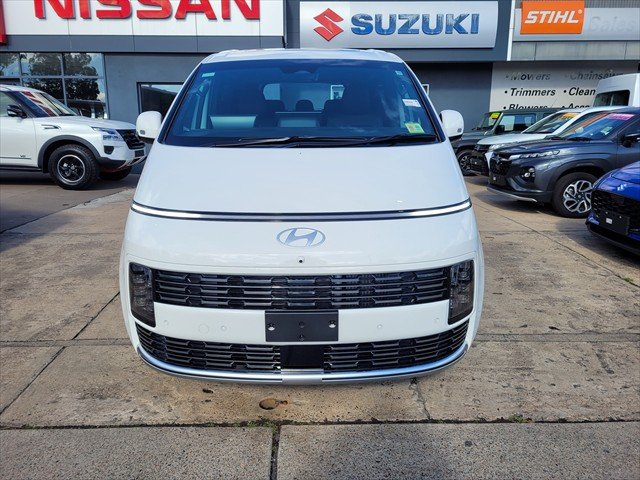 2026 HYUNDAI STARIA HEV