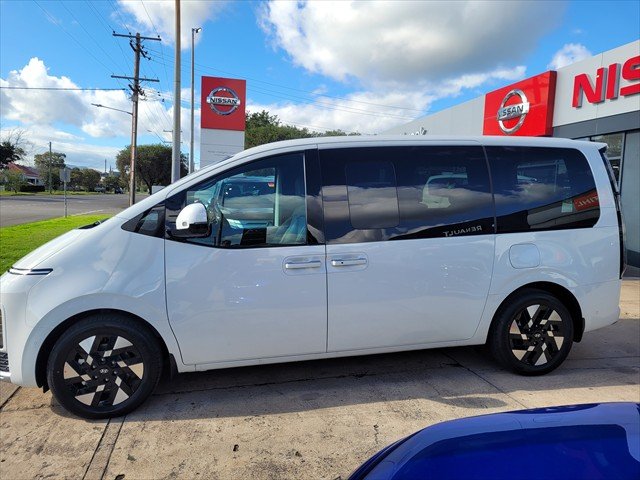 2026 HYUNDAI STARIA HEV