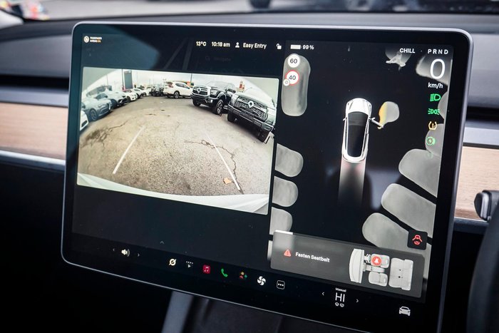 2022 Tesla Model 3 Rear-Wheel Drive