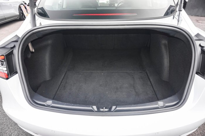 2022 Tesla Model 3 Rear-Wheel Drive