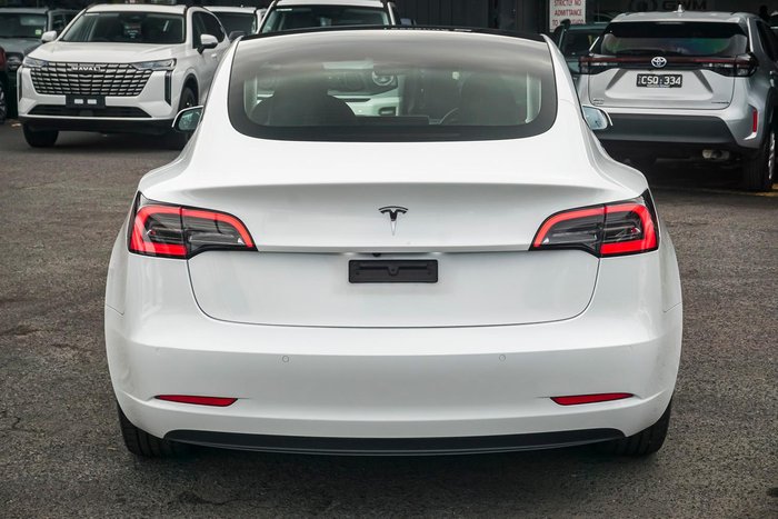 2022 Tesla Model 3 Rear-Wheel Drive