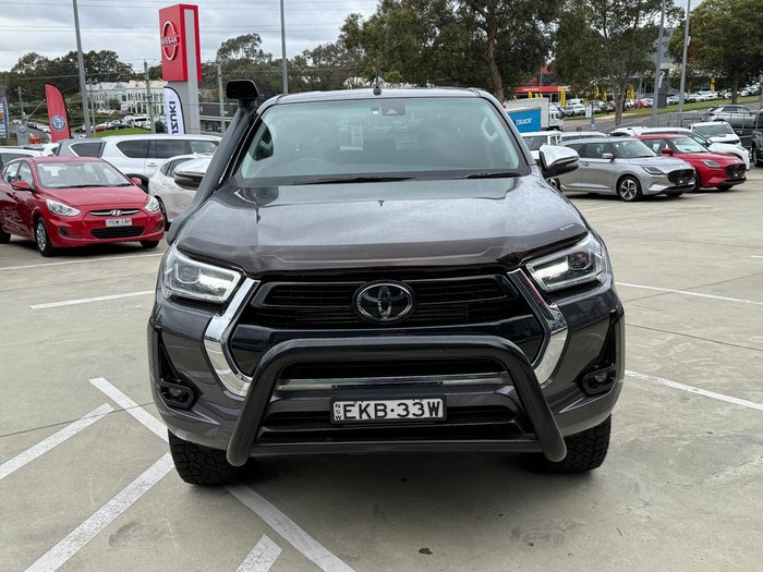 2020 Toyota Hilux SR5