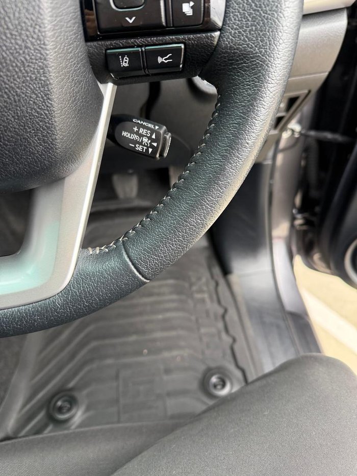 2020 Toyota Hilux SR5