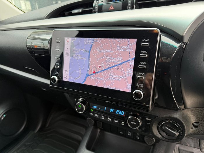 2020 Toyota Hilux SR5