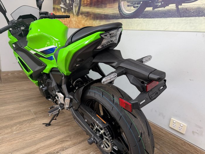 2026 Kawasaki 2026 Kawasaki 650CC NINJA 650L SPORTS GREEN