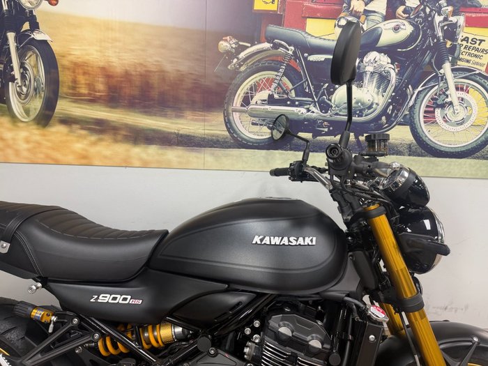 2025 Kawasaki Z900RS SE Black