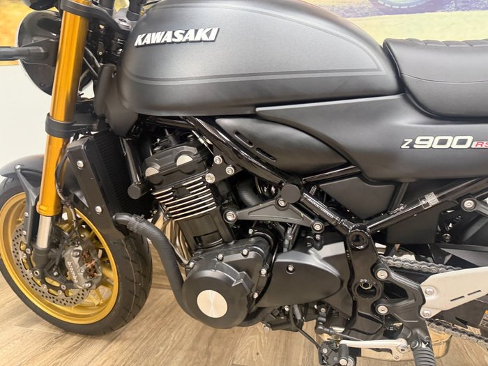 2025 Kawasaki Z900RS SE Black