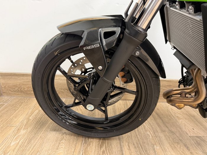 2026 Kawasaki Z500 GREEN