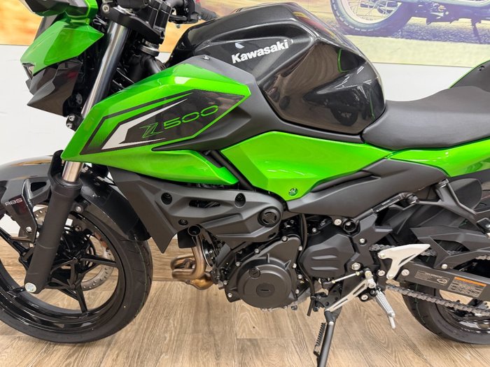 2026 Kawasaki Z500 GREEN