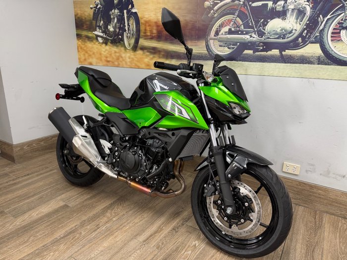 2026 Kawasaki Z500 GREEN