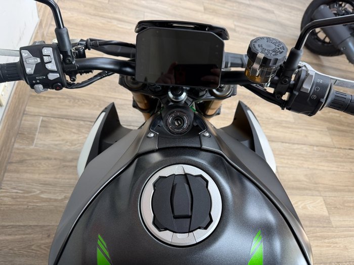 2026 Kawasaki 2026 KAWASAKI 900CC Z900RS