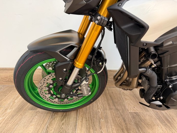 2026 Kawasaki 2026 KAWASAKI 900CC Z900RS