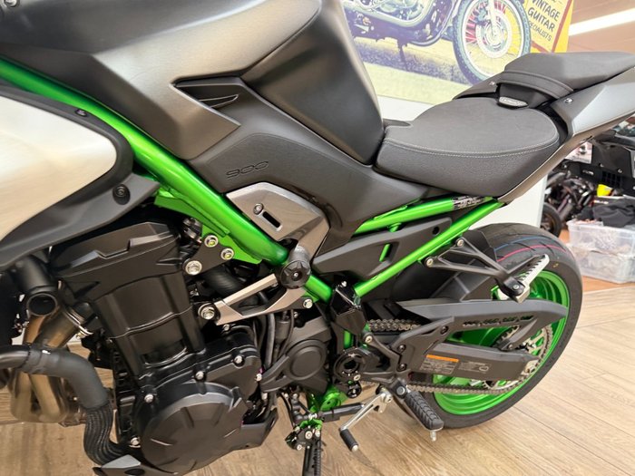 2026 Kawasaki 2026 KAWASAKI 900CC Z900RS