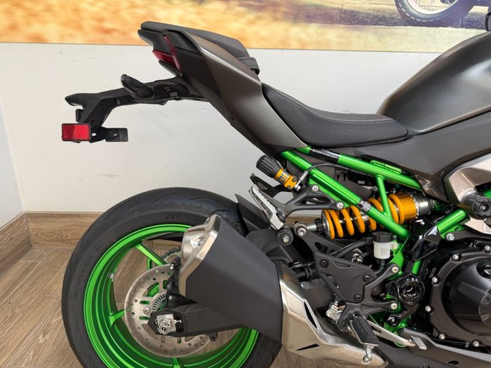 2026 Kawasaki 2026 KAWASAKI 900CC Z900RS