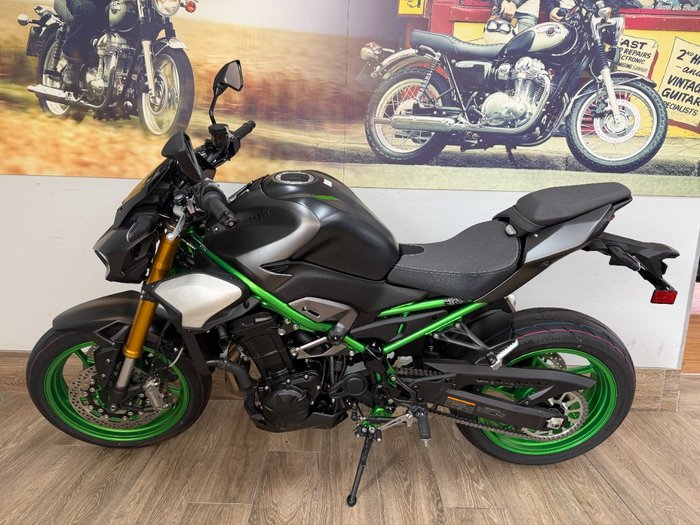 2026 Kawasaki 2026 KAWASAKI 900CC Z900RS
