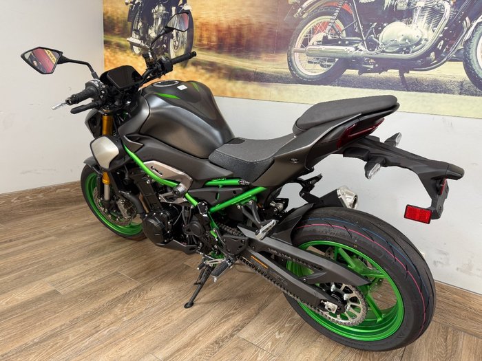 2026 Kawasaki 2026 KAWASAKI 900CC Z900RS