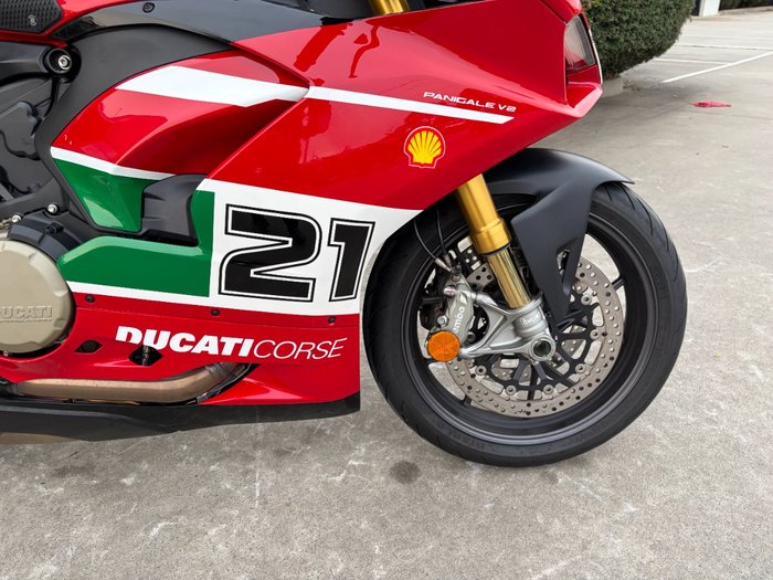2024 DUCATI PANIGALE V2 BAYLISS 20TH ANNIV Red