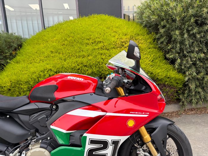 2024 DUCATI PANIGALE V2 BAYLISS 20TH ANNIV Red