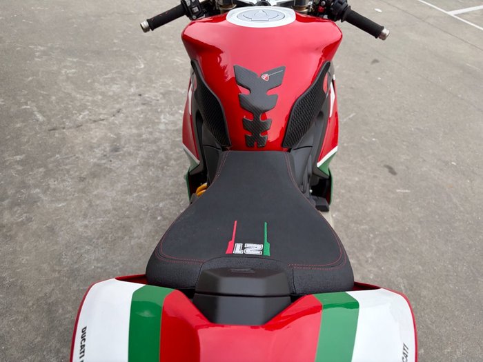 2024 DUCATI PANIGALE V2 BAYLISS 20TH ANNIV Red
