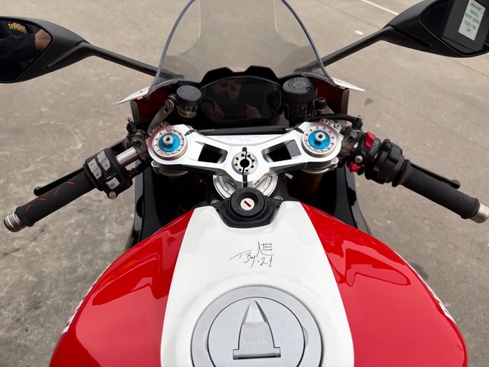 2024 DUCATI PANIGALE V2 BAYLISS 20TH ANNIV Red