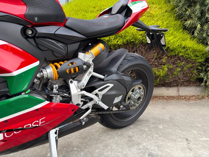 2024 DUCATI PANIGALE V2 BAYLISS 20TH ANNIV Red