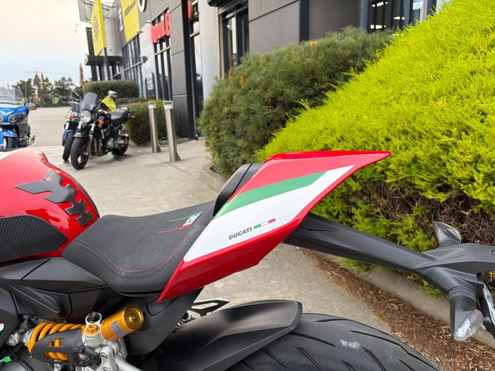 2024 DUCATI PANIGALE V2 BAYLISS 20TH ANNIV Red