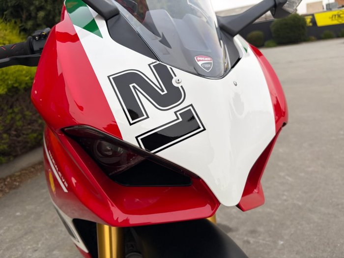 2024 DUCATI PANIGALE V2 BAYLISS 20TH ANNIV Red
