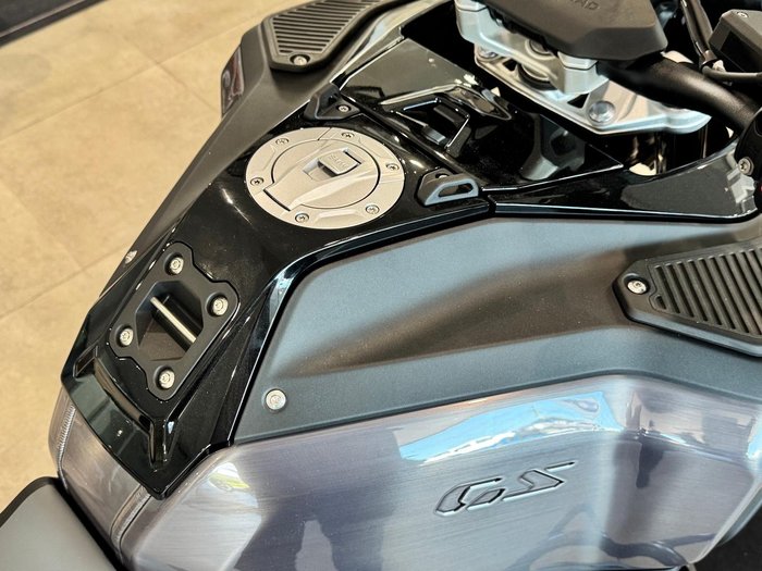 2026 BMW Motorrad R 1300 GS Adventure Triple Black R 1300 Black