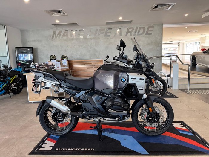 2026 BMW Motorrad R 1300 GS Adventure Triple Black R 1300 Black