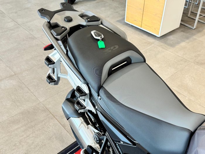 2026 BMW Motorrad R 1300 GS Adventure Triple Black R 1300 Black