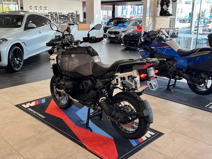 2026 BMW Motorrad R 1300 GS Adventure Triple Black R 1300 Black