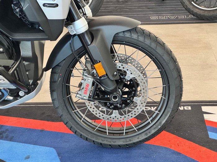 2026 BMW Motorrad R 1300 GS Adventure Triple Black R 1300 Black